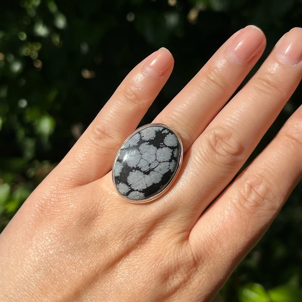 Size 6.75 925 silver plated snow flake obsidian ring‎